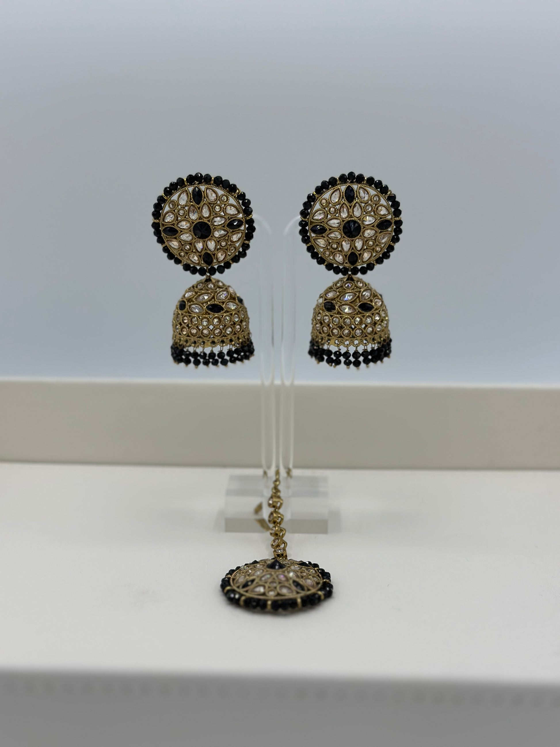 Reeja Earring Set | Tikka Black Set | Varalondon