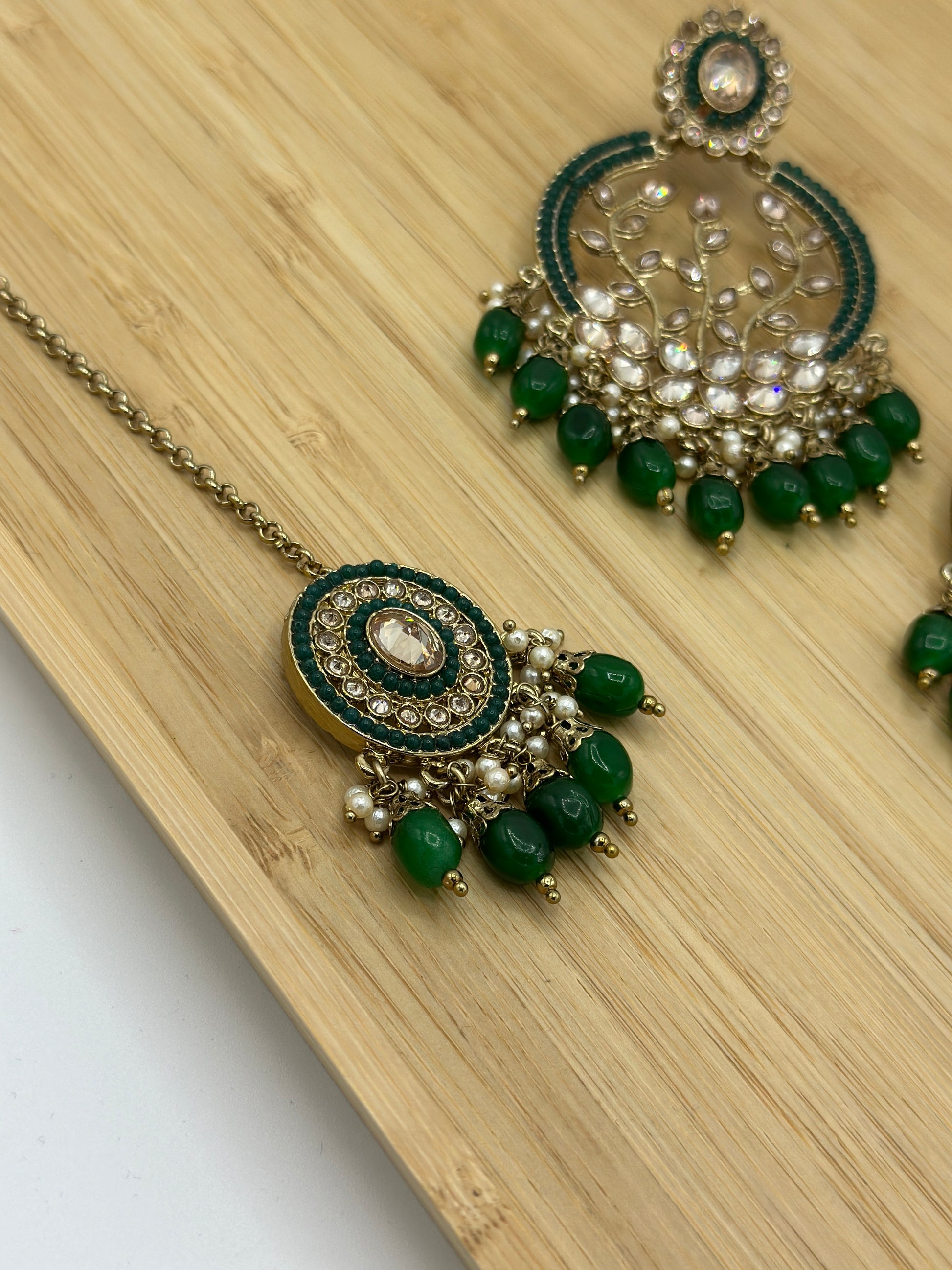 Naavya Earring Set | Tikka Earring Set | Varalondon