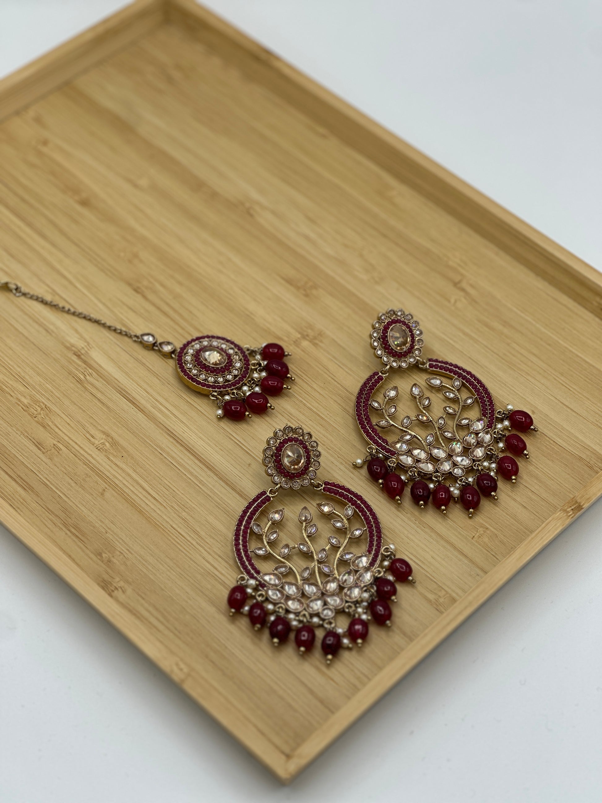 Gold Earrings Set | Red Tikka Set | Varalondon