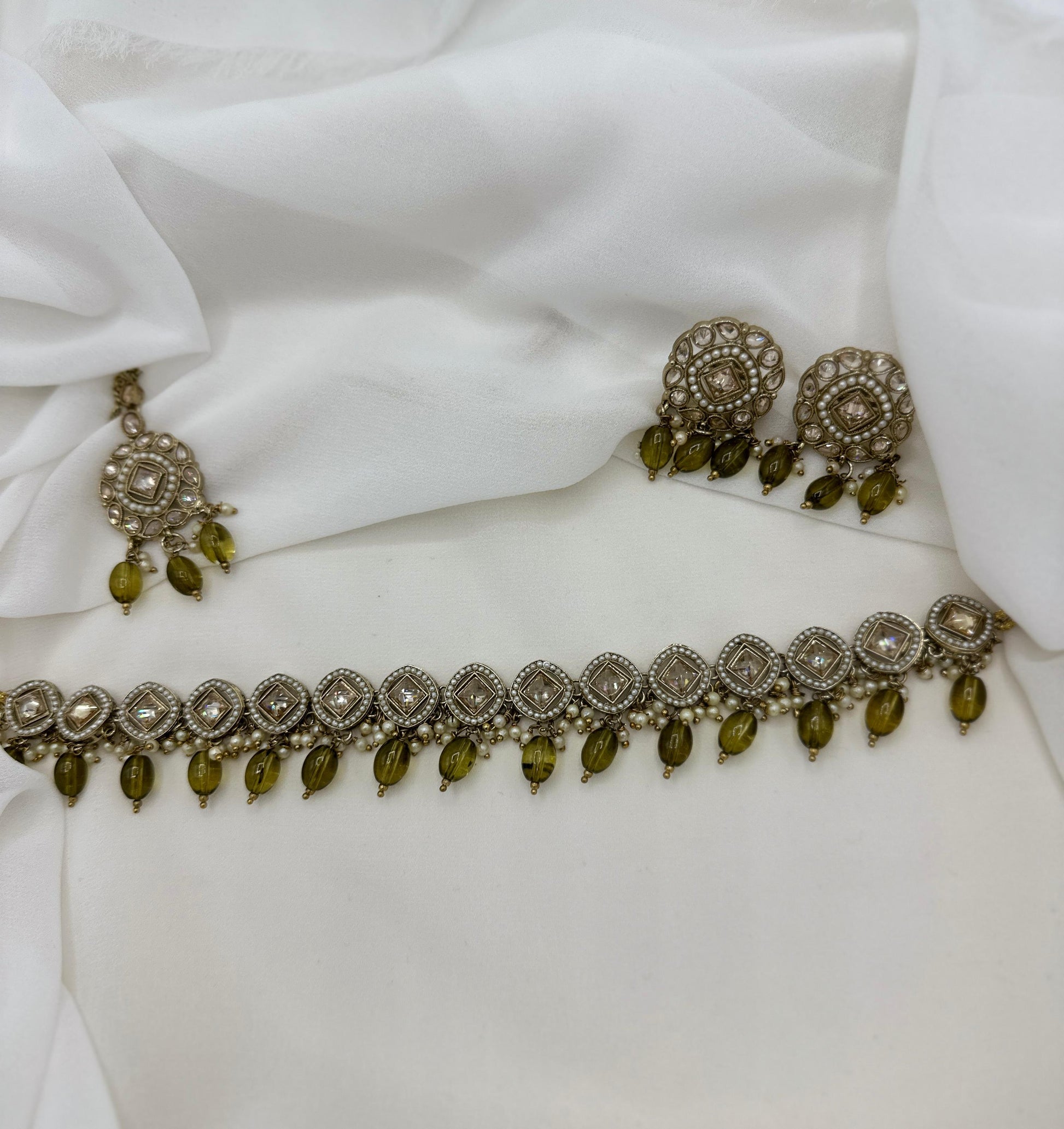 Olive Necklace Sets | Ishita Necklace Sets | Varalondon