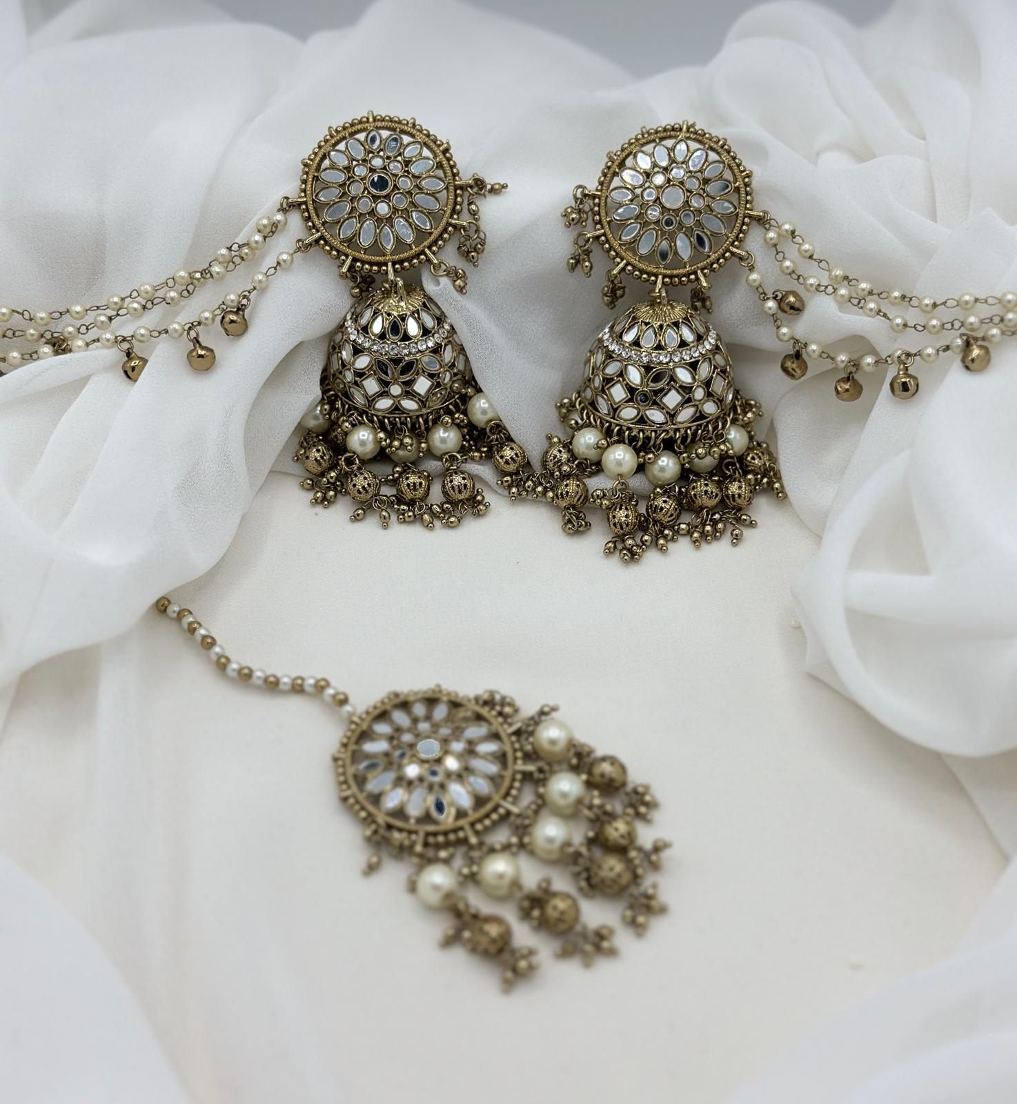 Zaraa Jhumka Set | Gold Tikka Set | Varalondon